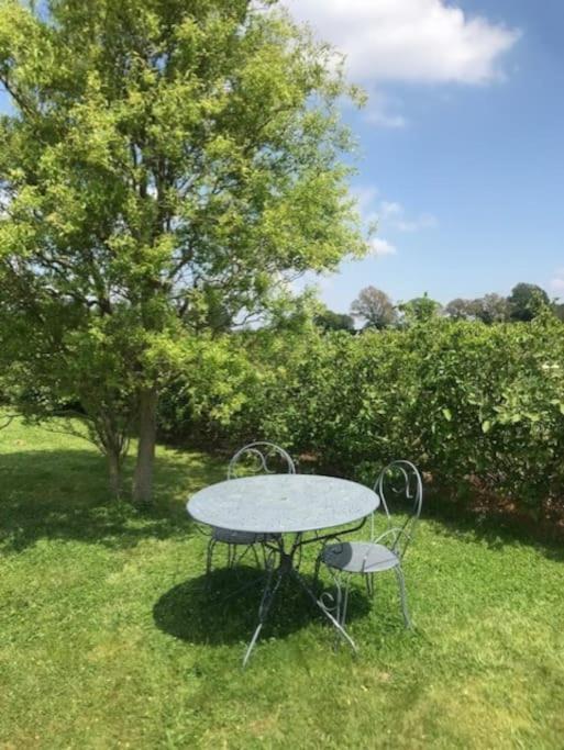 Logement Agreable A La Campagne Saint-Symphorien  エクステリア 写真